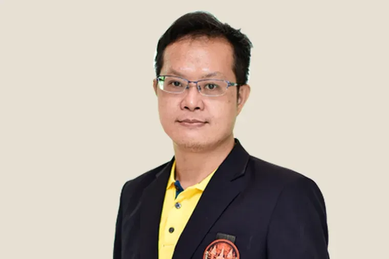 ปริญญา จรูญพรพงศ์
